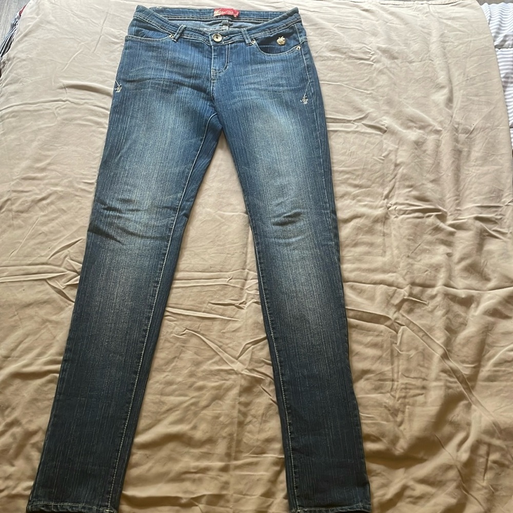 Apple Bottom Jeans, distressed blue denim, gold accents juniors size 7/8.